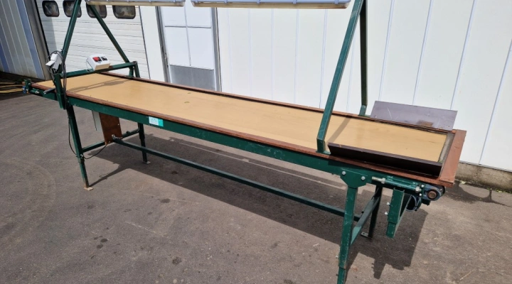 Total Systems inspection conveyor 400 x 80 cm