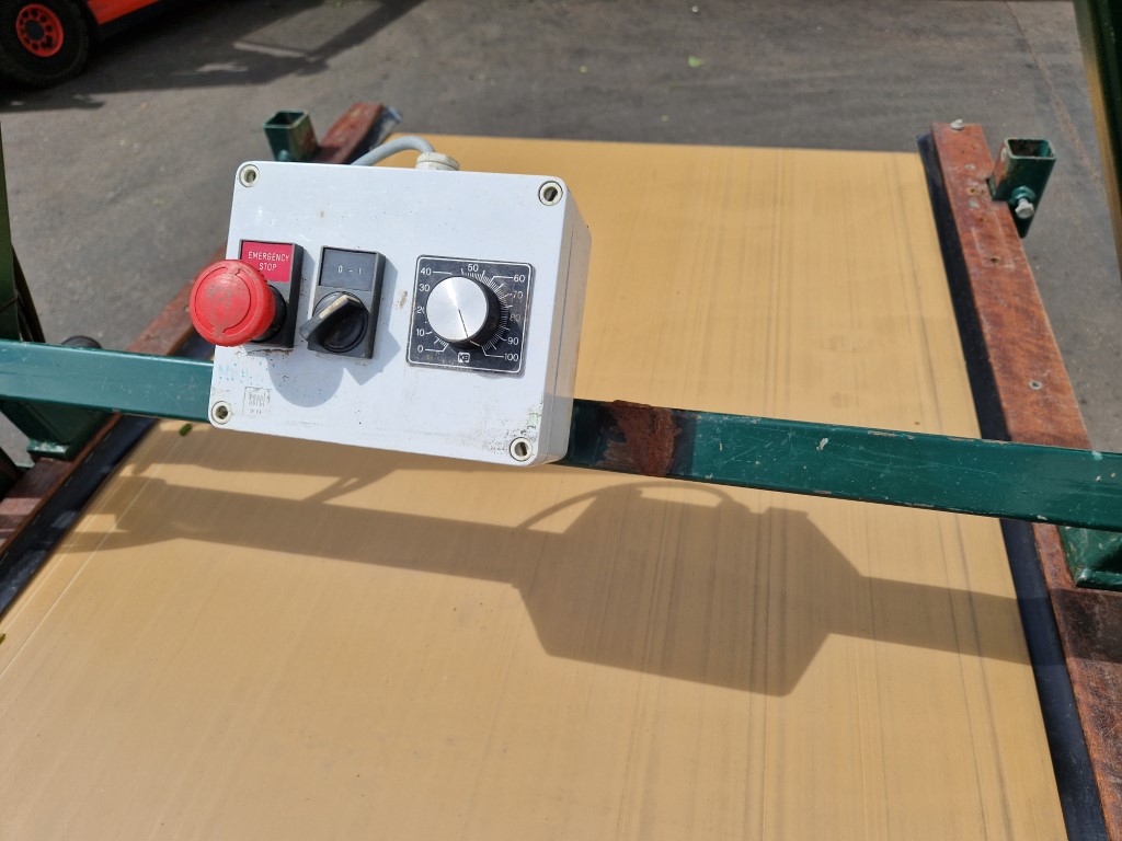 ������������� �������� Total Systems 400 x 80 ��