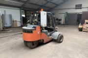 Toyota 02-8FDF15 forklift with Visser steering box and 3 adjustable-width pot forks