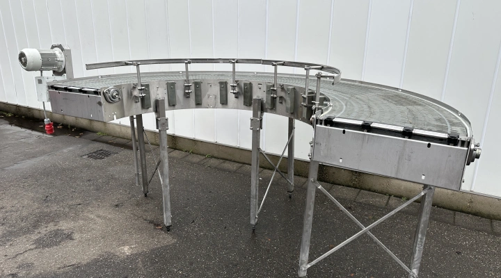 Transnorm curved conveyor 180 Ø with PP Modular Belt