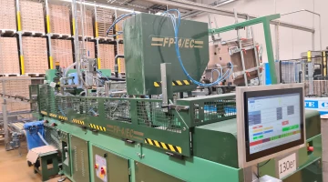 Boix PF-4/EC + AMP/R formeuses de boîtes avec empileur de boîtes