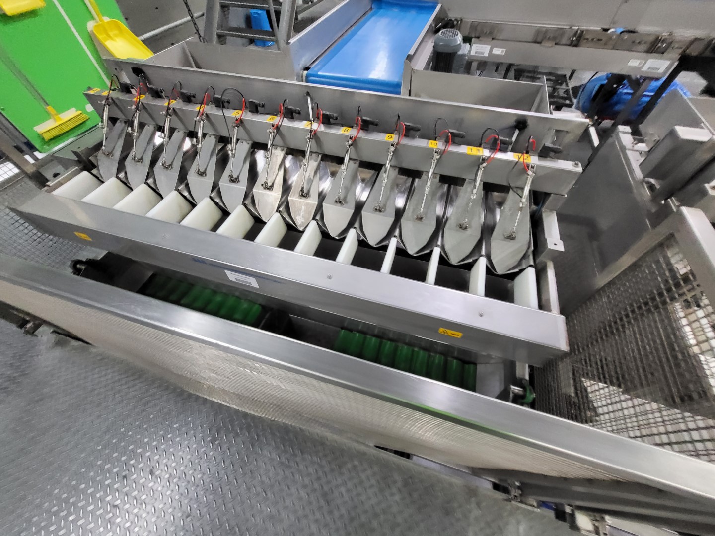 ���� Spang & Brand CP800 12-B