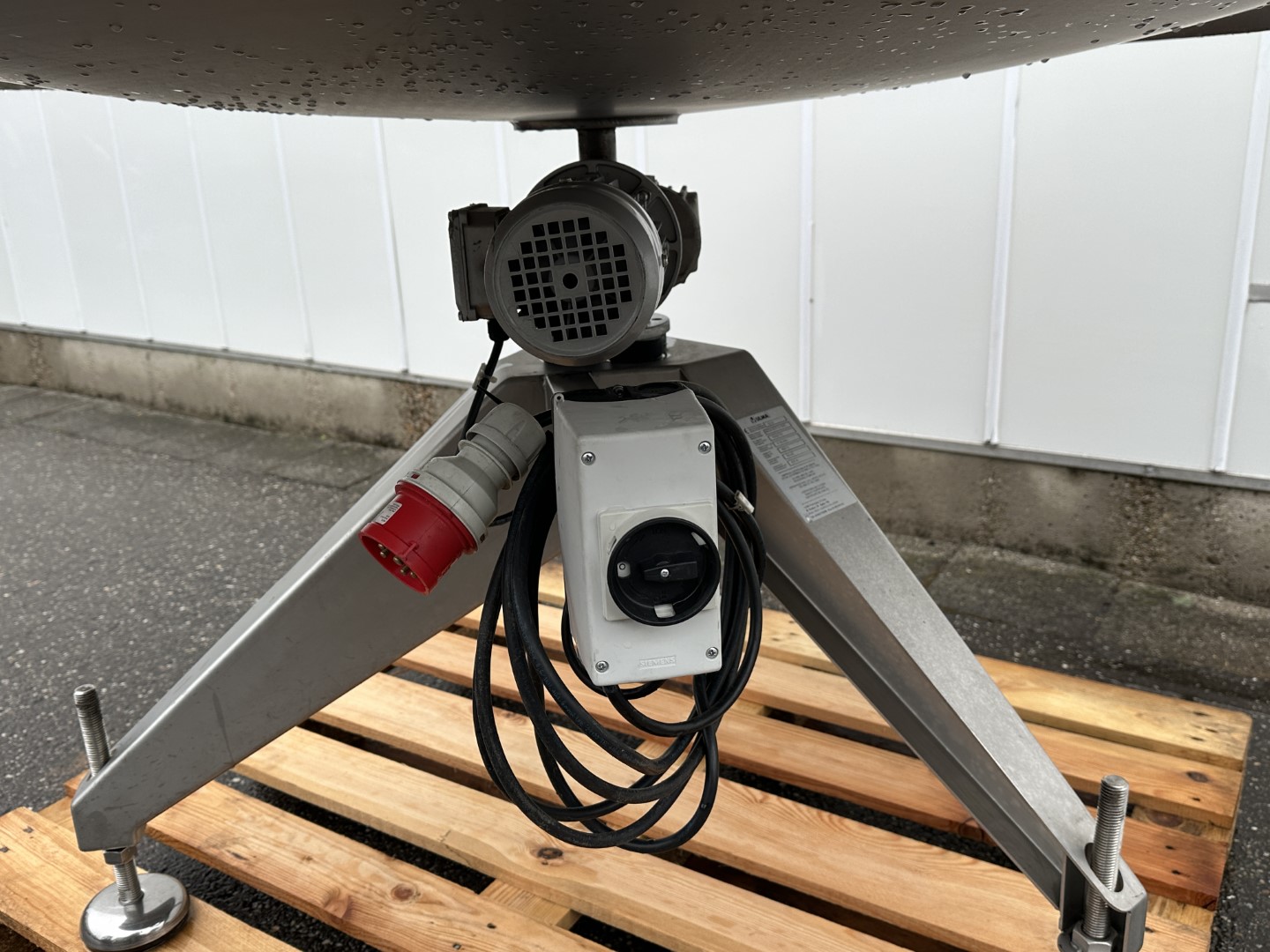 Ulma Mesa Rot D1600 ���������� ����� ����������� ����� 160 �� 