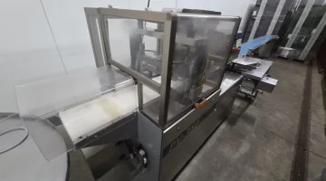 Ulma PV-350 tömlős csomaglógép (flow pack) hosszú behúzószalaggal