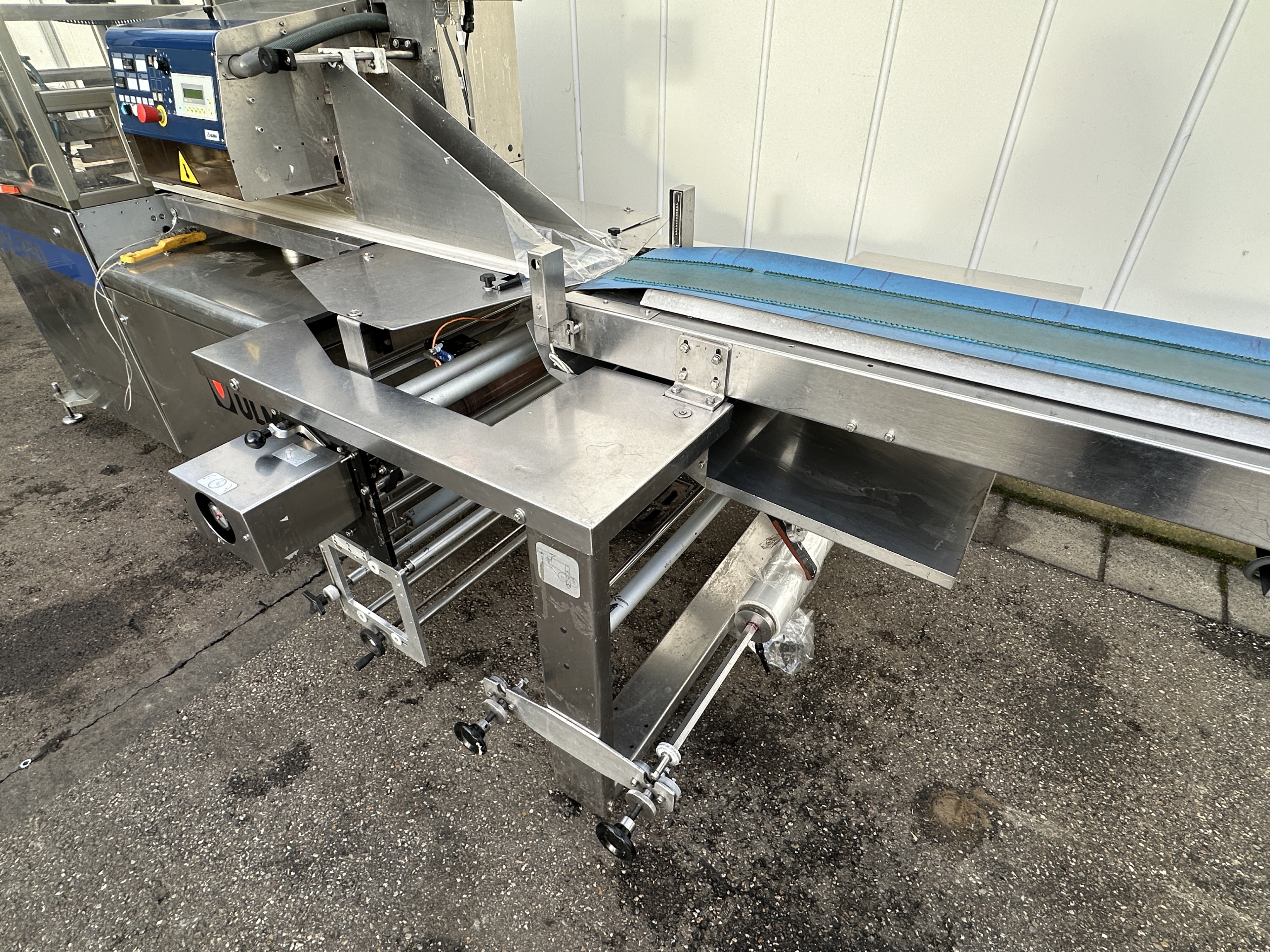 ��������� Ulma PV-350 � ��������� �������������
