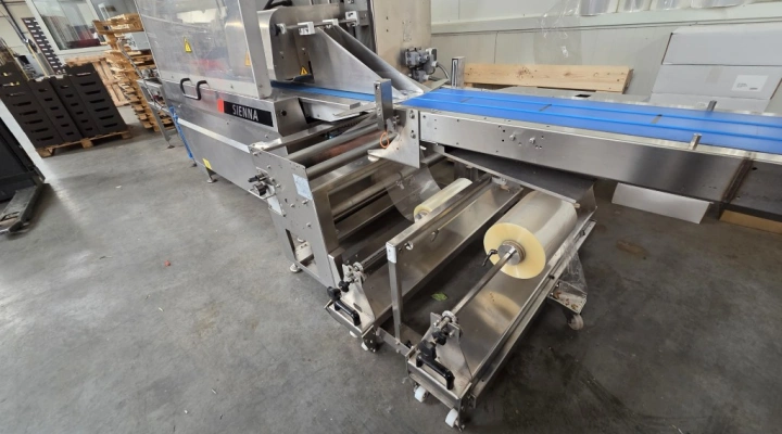 Ulma Sienna SP BI with extended supply conveyor