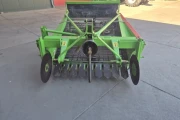 Unia Wega 1400 potato harvester