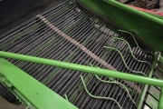 Unia Wega 1600 potato harvester
