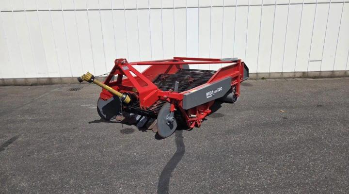 Unia Wega 1600 Duo potato harvester 2 rows with double web conveyor