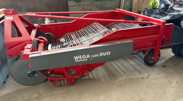 Unia Wega 1600 Duo 2 rows with double web conveyor