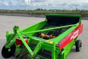 Unia Wega potato harvester 140 cm wide