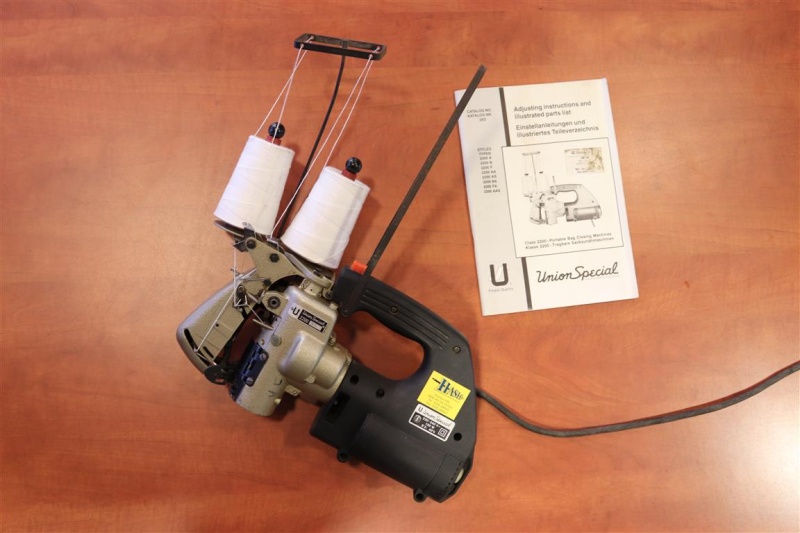 Union special portable bag closing machine sewing machine • Duijndam