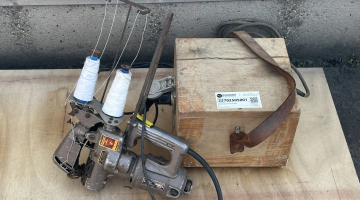 Union UM65 sewing machine