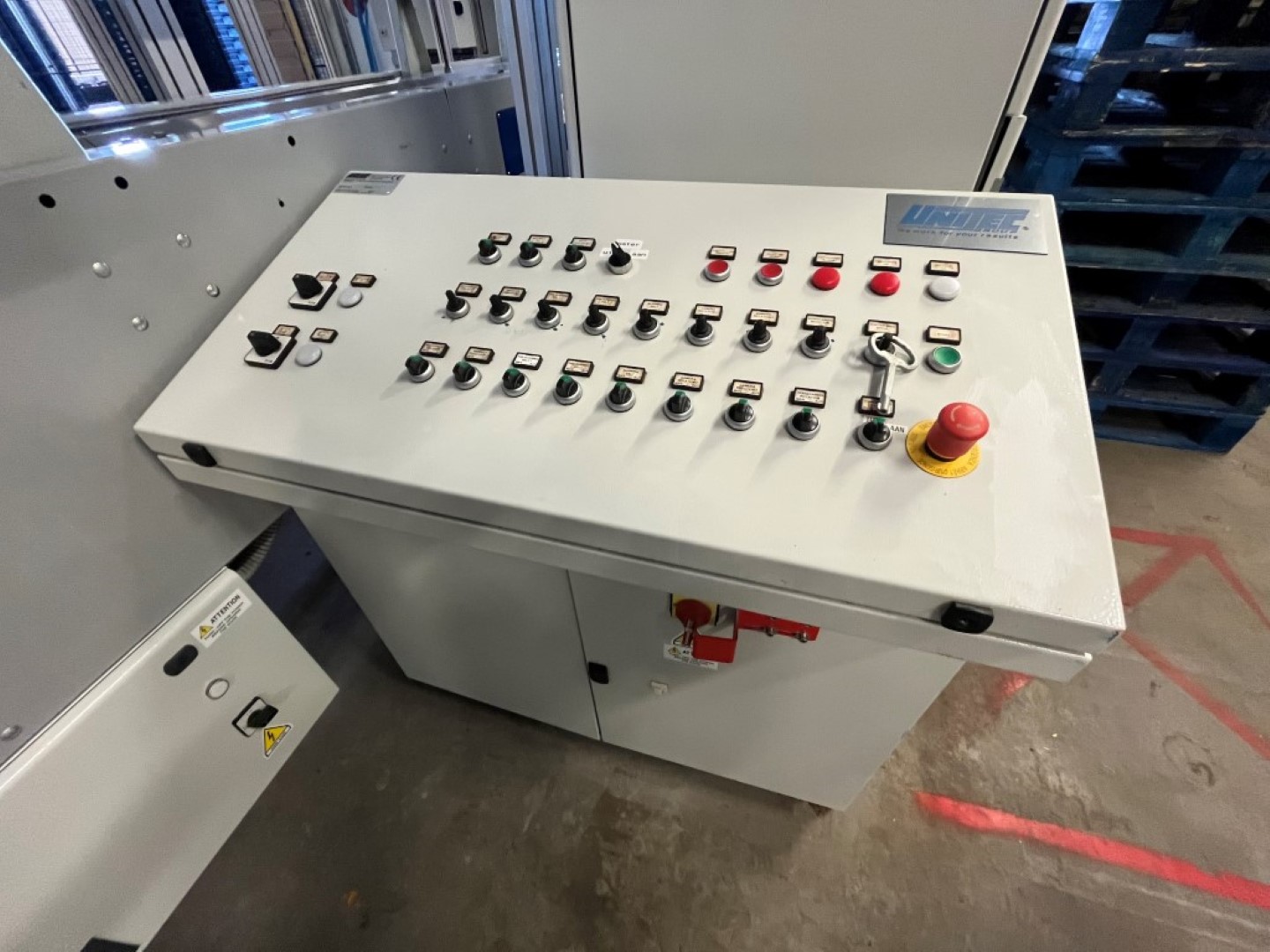 Unitec Cherry_Vision Unical 200 OC 1C8+1 11V174 ������������� ������ ��� ��������� �����