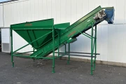 Upmann Upmatic dosing hopper with elevator 420 x 60 cm