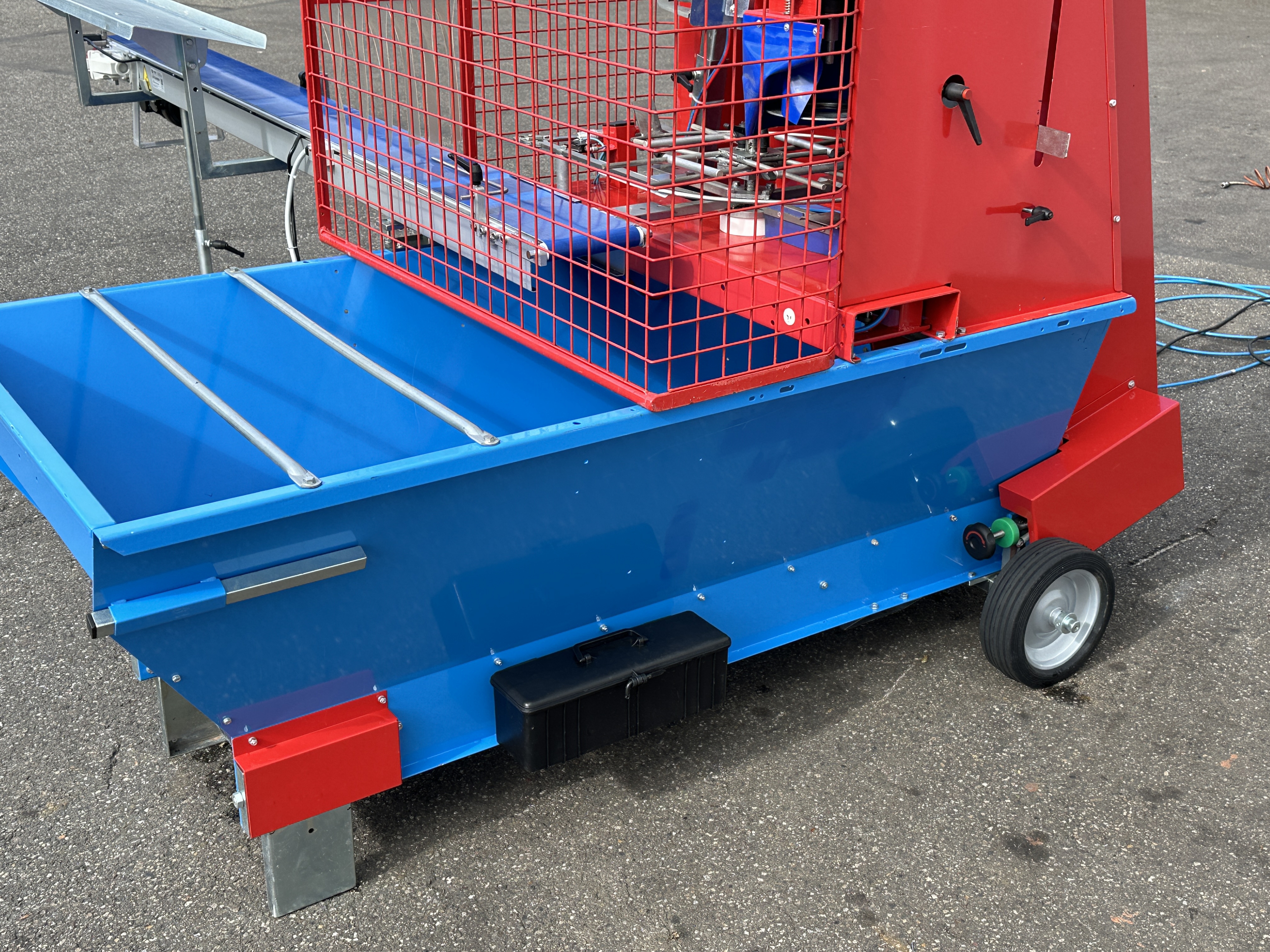 Urbinati IA2400-C ������ ��� ������� ������� ������ � ��������� � ��������