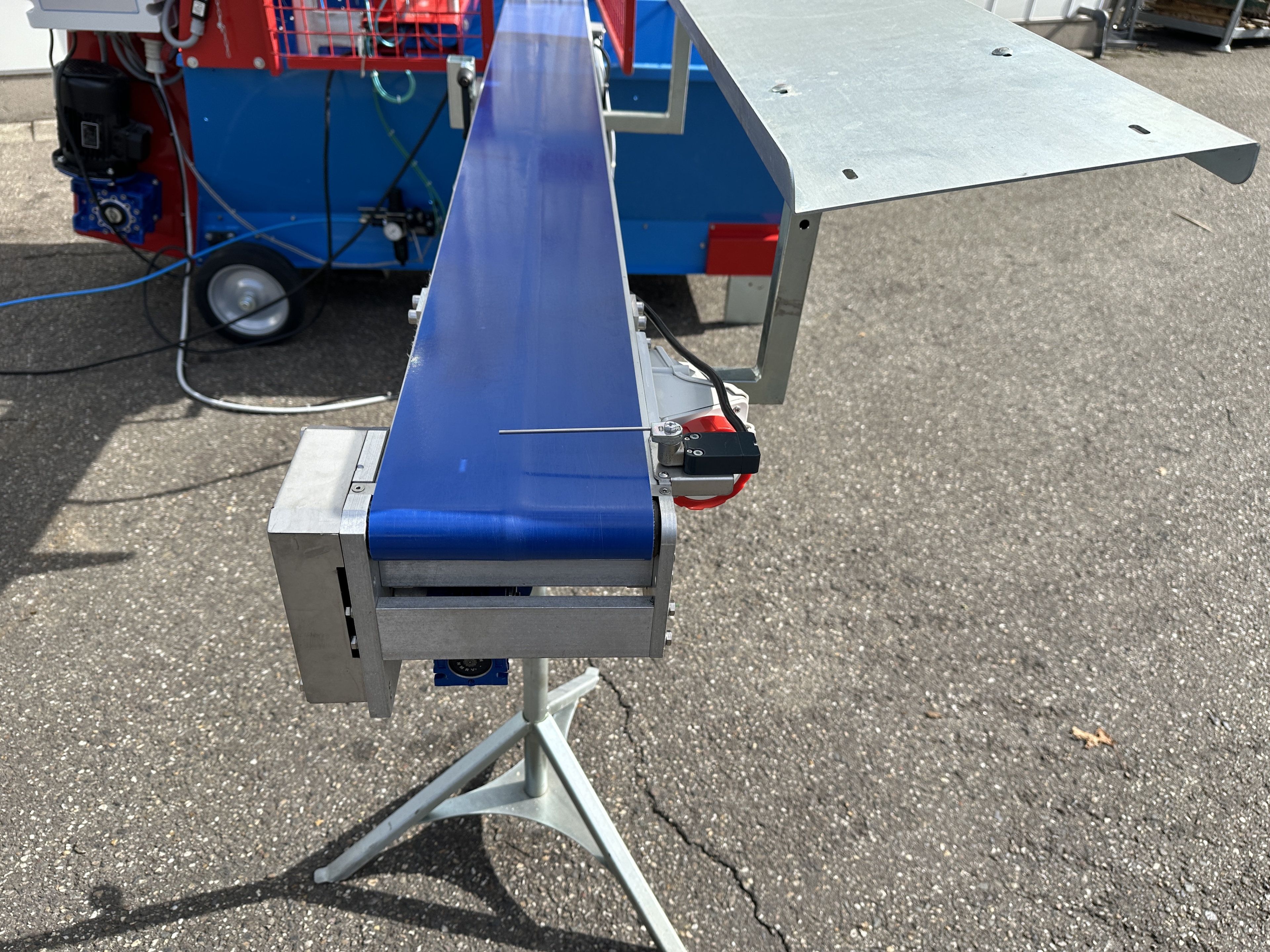 Urbinati IA2400-C ������ ��� ������� ������� ������ � ��������� � ��������