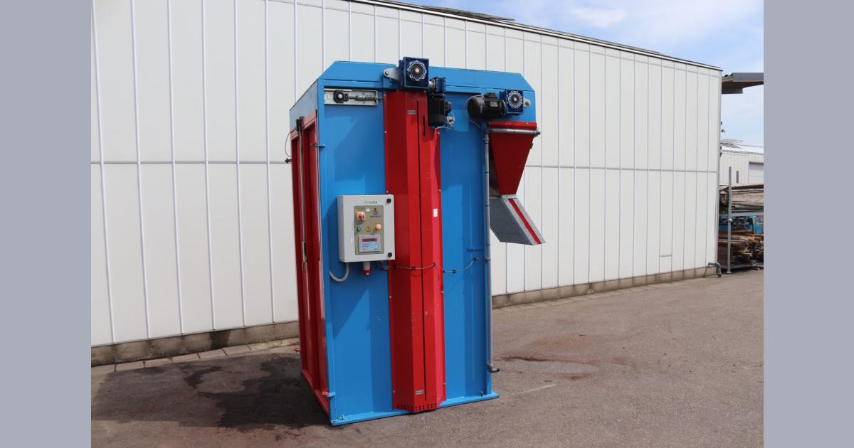 Urbinati CARBB 2400 Big bale breaker with moistering unit • Duijndam ...