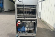 Van de Vecht crate washer