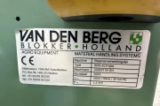 Van den Berg BBS-SL5-spw bosmachine met verzamelband