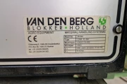 Van den Berg BBS-SL5-spw flower processing machine with sponges