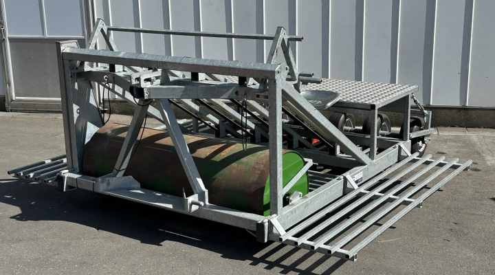 Van den Beucken A160-4 lettuce planting machine for soil blocks