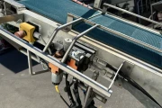 Van den Beucken harvesting conveyor 980 x 40 cm for boxes