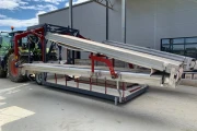 Van Dijk Ruijgrok harvesting conveyor with platform
