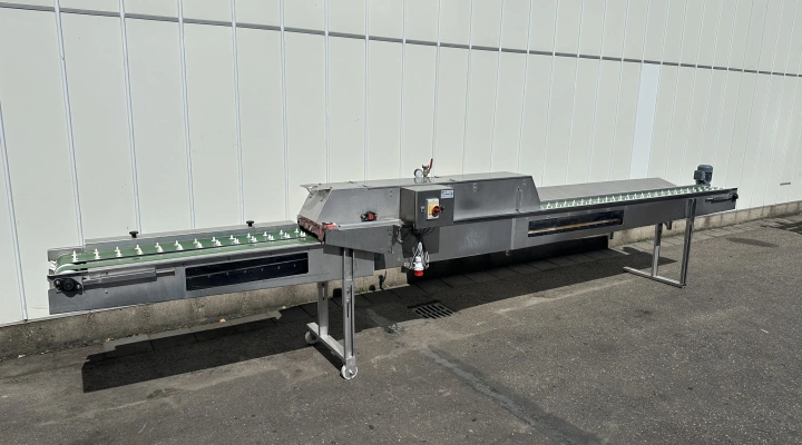 Van Lengerich asparagus washing & cutting machine with double brush