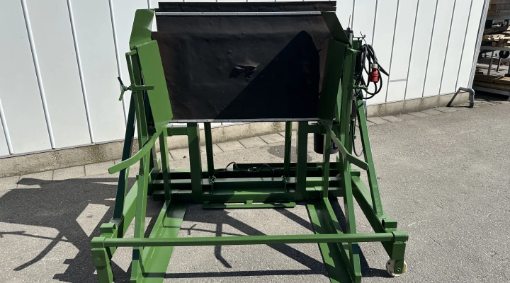 Van Rooyen box tipper