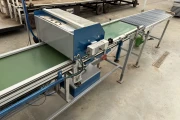 Visser PSL2 Granette tray seeding machine with supply conveyor and discharge roller conveyor