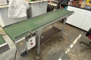 Visser PSL2 Granette tray seeding machine with supply conveyor and discharge roller conveyor