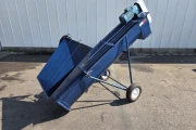 Visser screw conveyor to mix soil and water