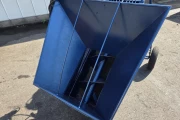 Visser screw conveyor to mix soil and water