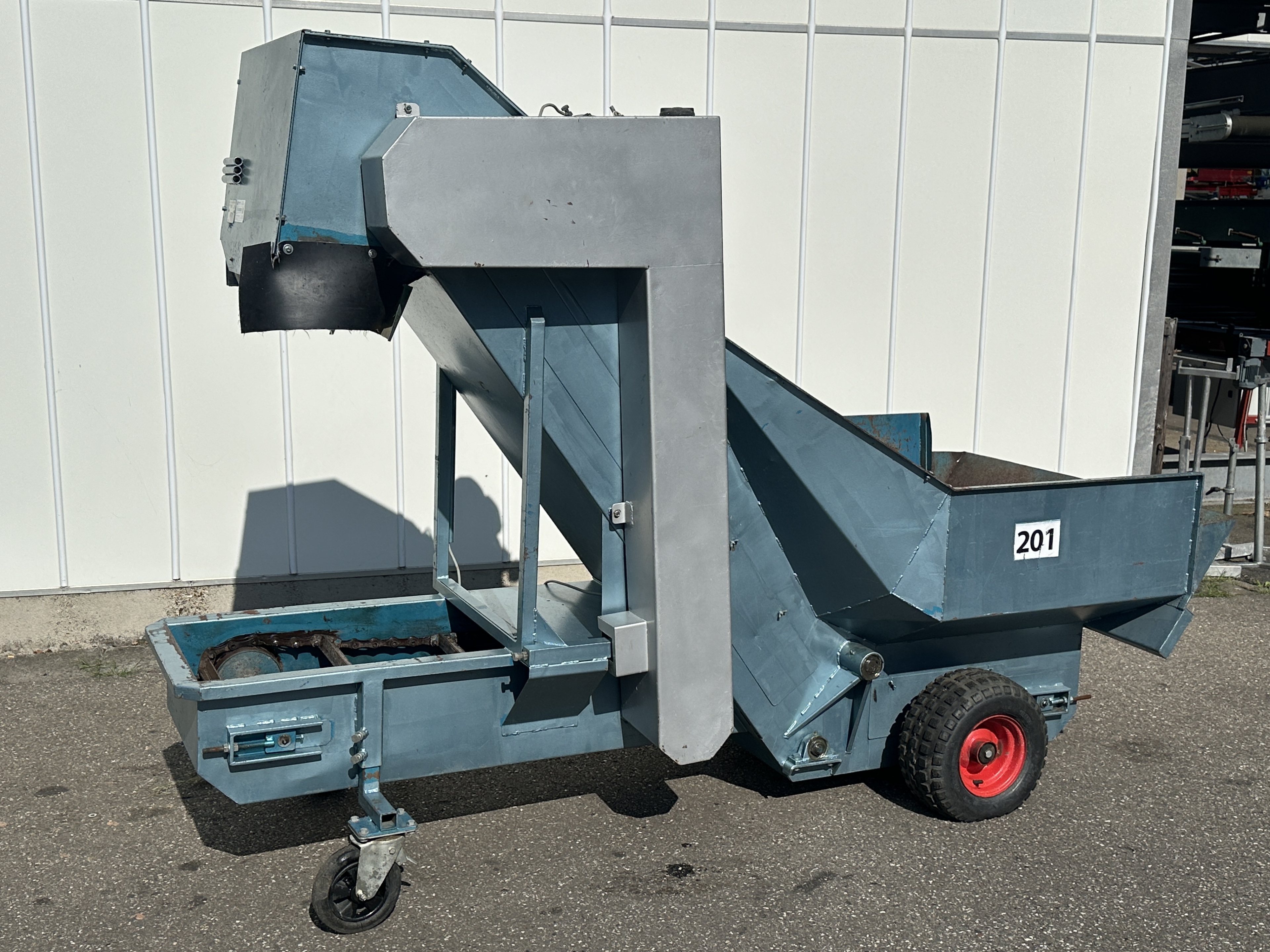 Visser Vario � ������������ ��������� � �������� ��������