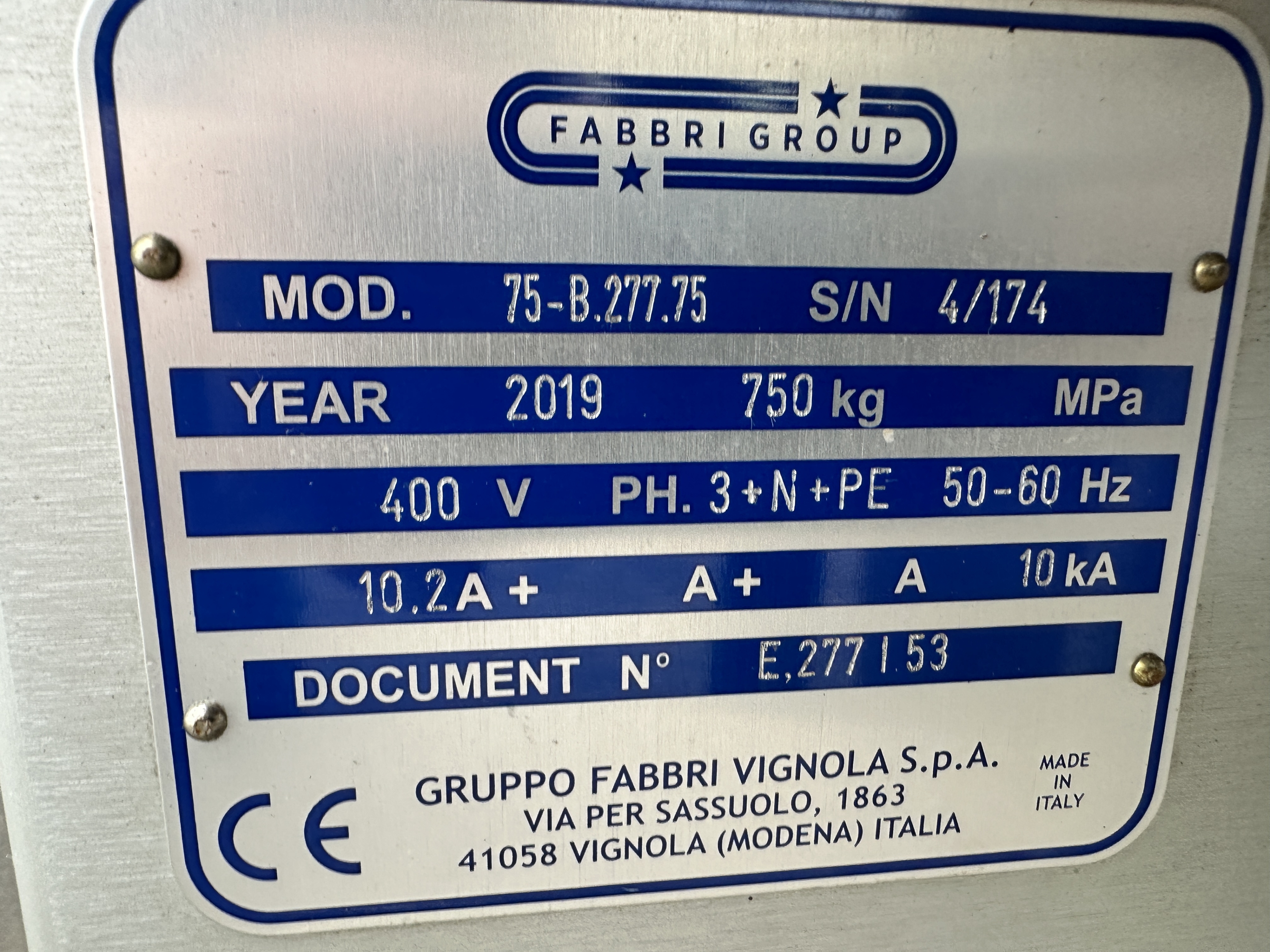 Waldyssa 75-B277.75 �����a ��� �������� � ������-������ ����������� �����