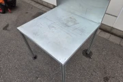 Work table aluminium frame, with a galvanised worktop 100 x 95 cm