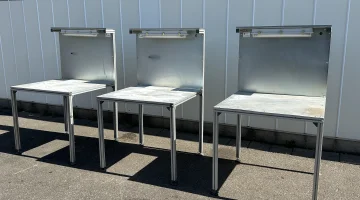 Work table aluminium frame, with a galvanised worktop 100 x 95 cm