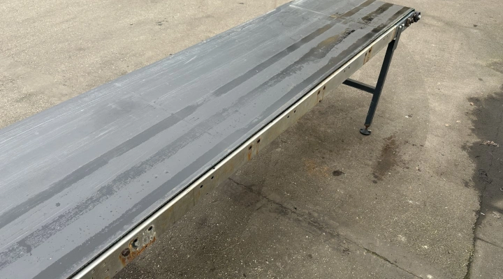 ZTI mechatronics conveyor 1130 x 70 cm