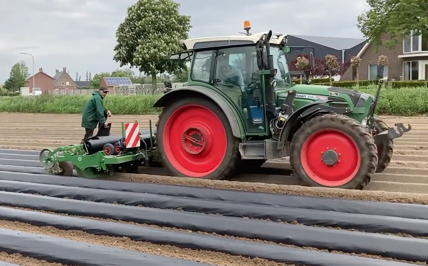 Duijndam Пластиковые машины для укладки мульчи